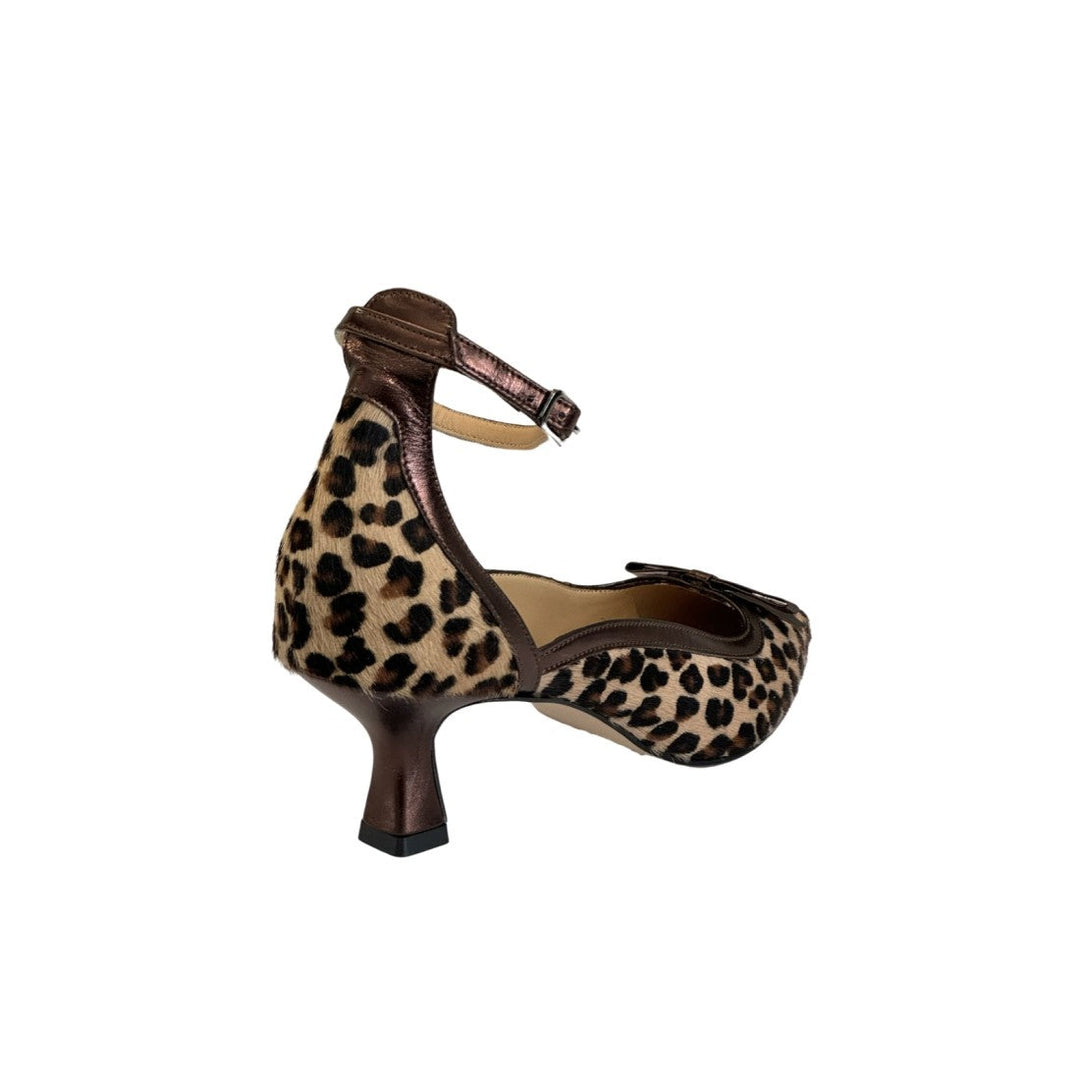 LEOPARD PRINT COURT SHOE