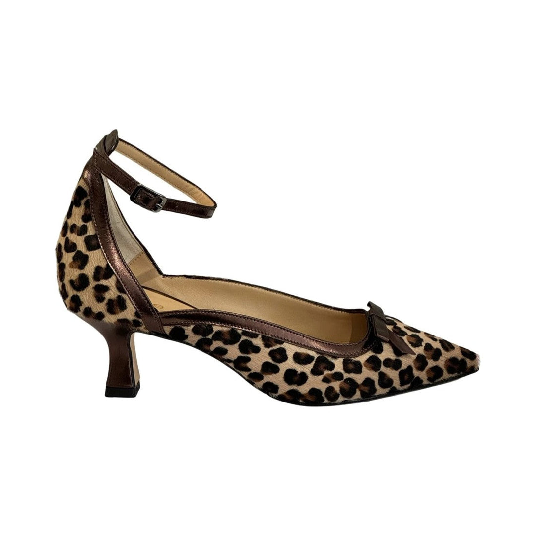 LEOPARD PRINT COURT SHOE